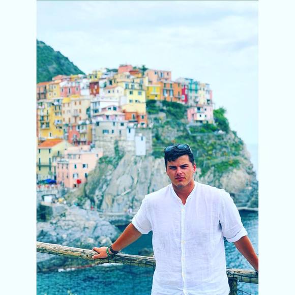 Meet your Posher, Nick - Picture 1 of 1